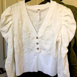 Free People cropped puff shoulder top, sz L
